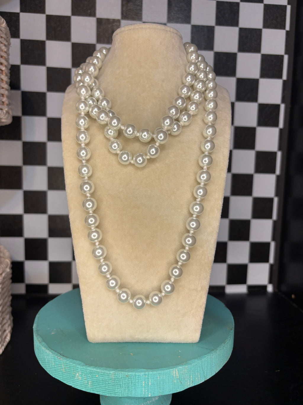 Pearl Beaded Necklace